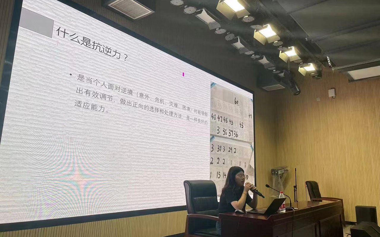 铜陵董玉娣中学